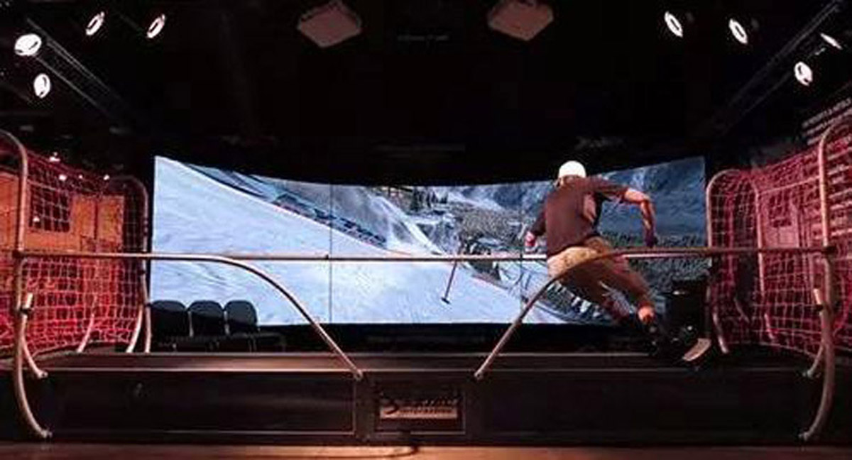 威远特效电影模拟高山滑雪